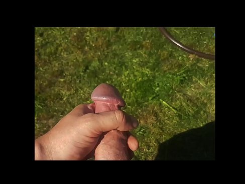 ❤️ Hot hottie får den rosa fitten hennes knullet og kommer med en sprut i en sommerhage Analporno hos oss no.basseyn-vsem.ru ️❤